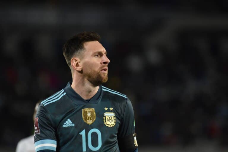 Brazil v Argentina: can Messi inspire world champions at the Maracana? Preview, expected line-ups and prediction