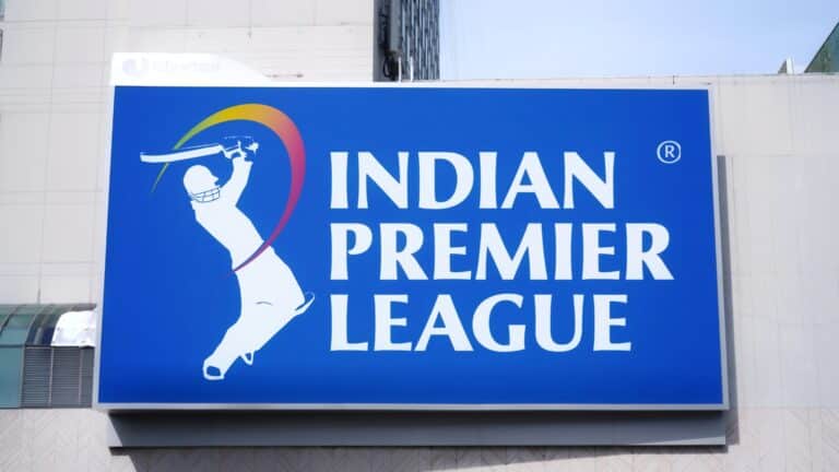 The Indian Premier League continues on Wednesday as Sunrisers Hyderabad host Mumbai Indians