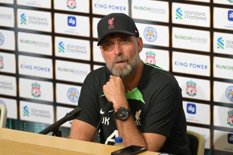 Jurgen Klopp interview: Claims Liverpool boss ‘continued yelling and screaming’ after Manchester United defeat