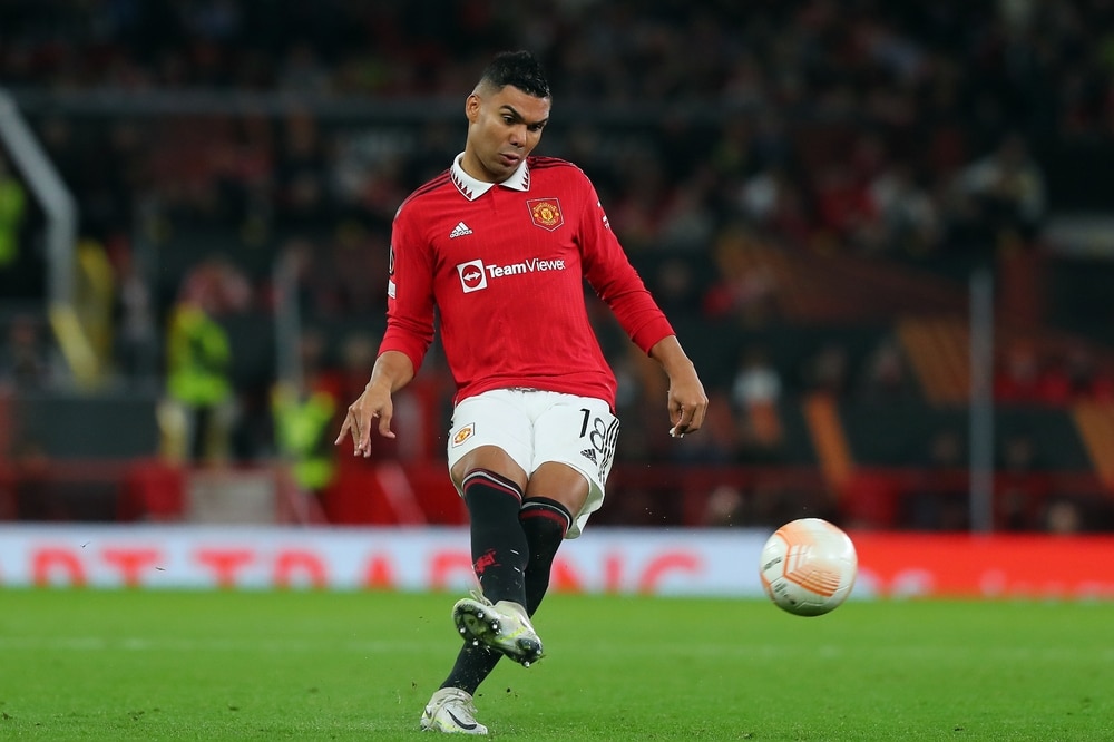 Casemiro playing football for Man United