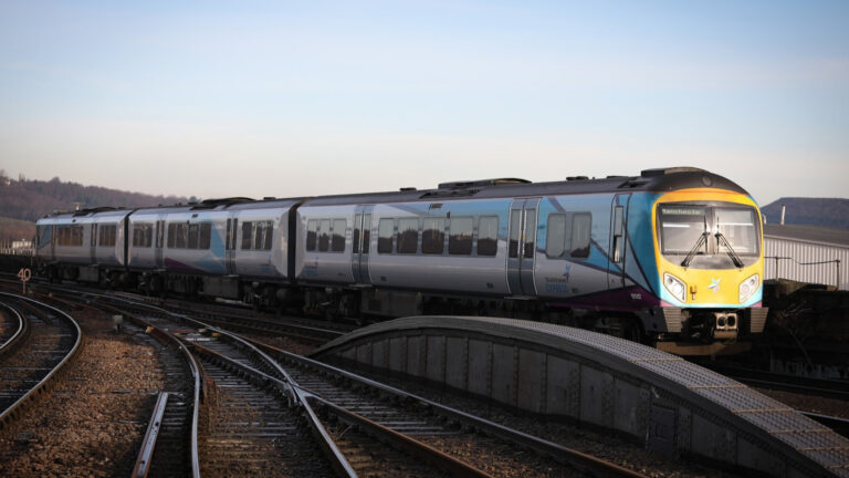 Defibrillators to be fitted on 50 TransPennine Express trains